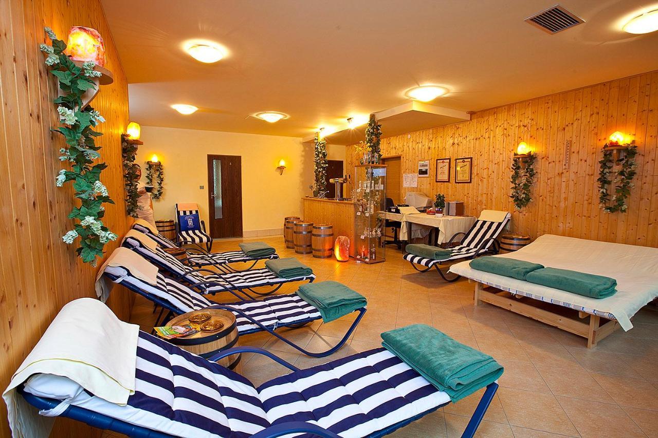 Hotel Sklarna Harrachov Exterior photo